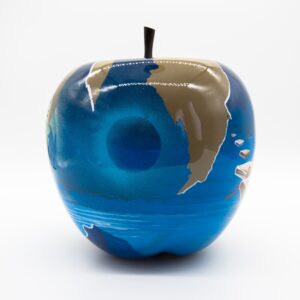 Petite Pomme Ocean — Acrylic on resin