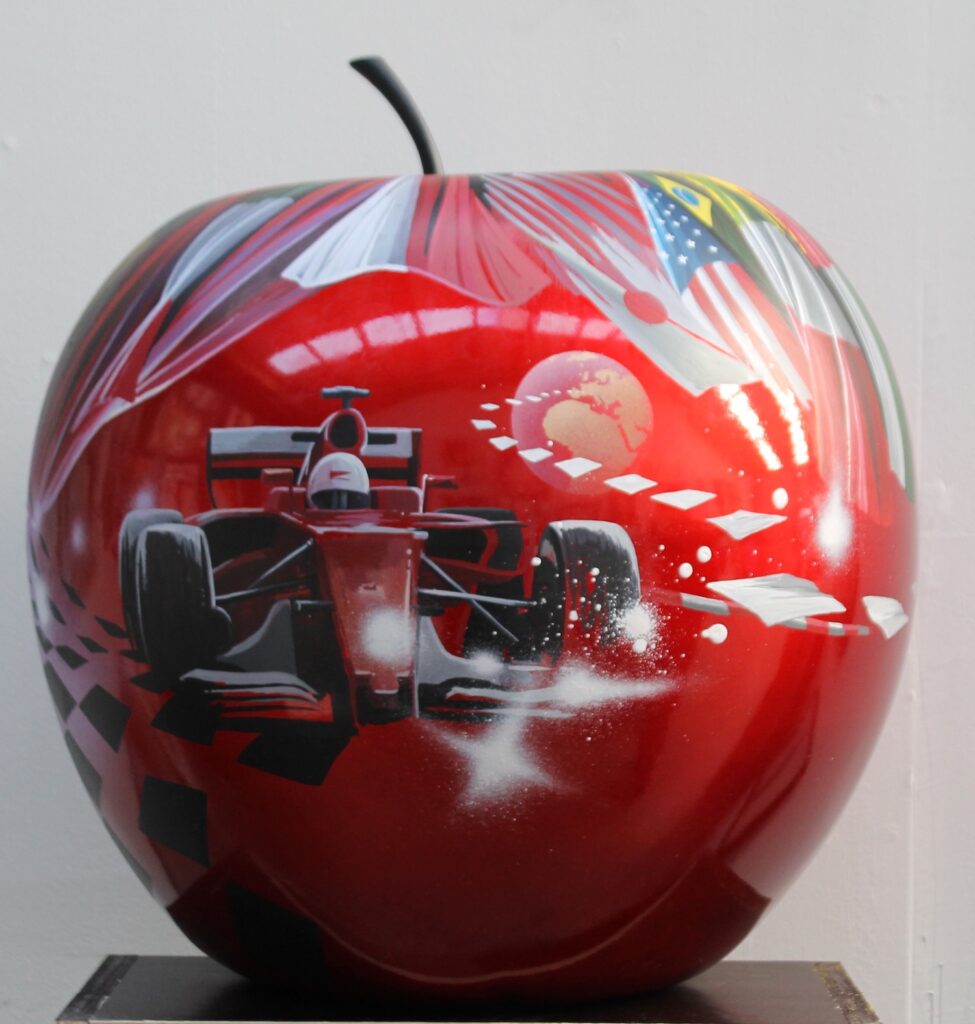 Red Formule 1 Pomme — Acrylic on resin — 2019 — 50 x 55 cm — by Thierry Mordant