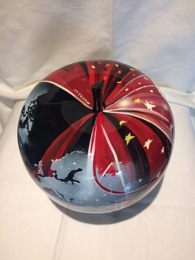Pomme Circus World — 1 — Acrylic on resin — 2018 — 25 x 30 cm — by Thierry Mordant
